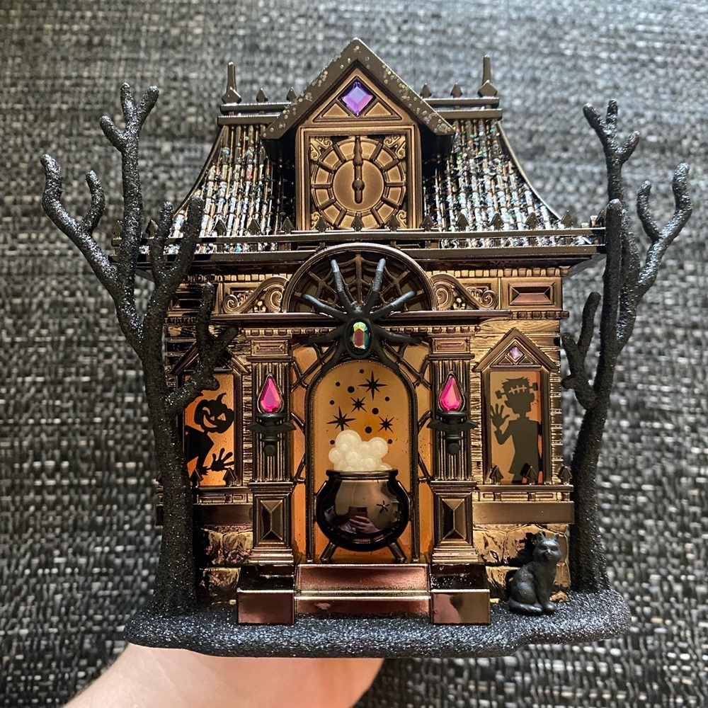 Bath & BodyWorks Haunted House Projector WF plug